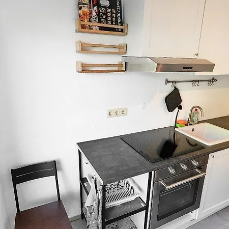 N2 Centrally Located 3-room With Balcony Or Individual Karlsruhe