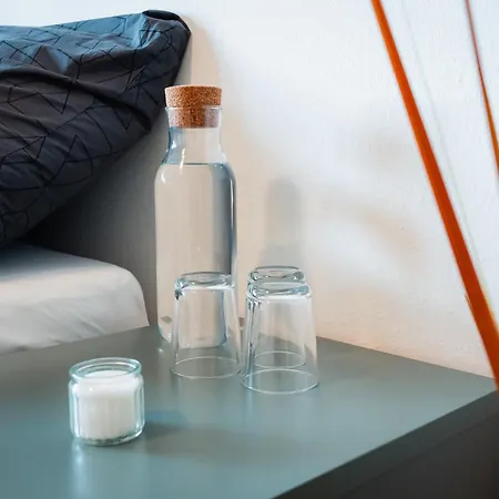 N2 Centrally Located 3-room With Balcony Or Individual Homestay Karlsruhe